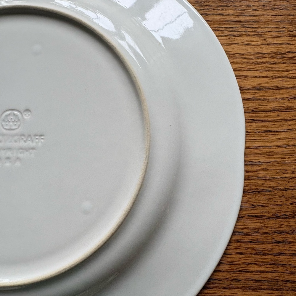 Vintage Pfaltzgraff Filigree Set of 2 Dinner Plates - Picture 9 of 17